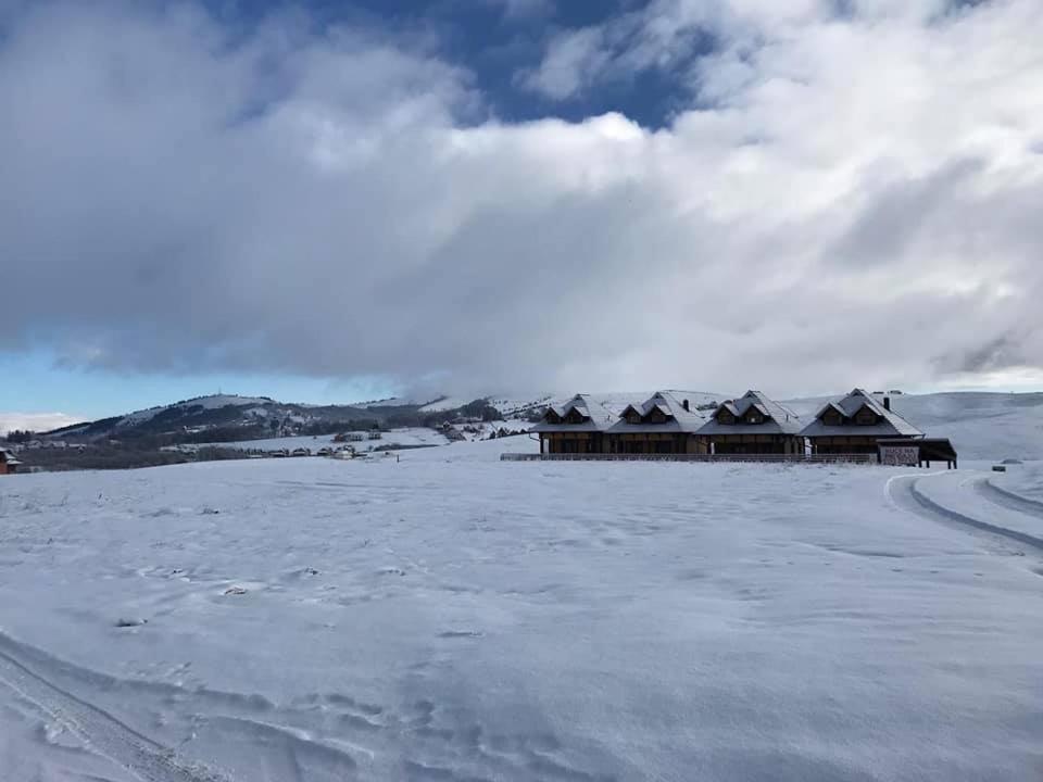 Apartman Ledjanac Lägenhet Zlatibor Exteriör bild